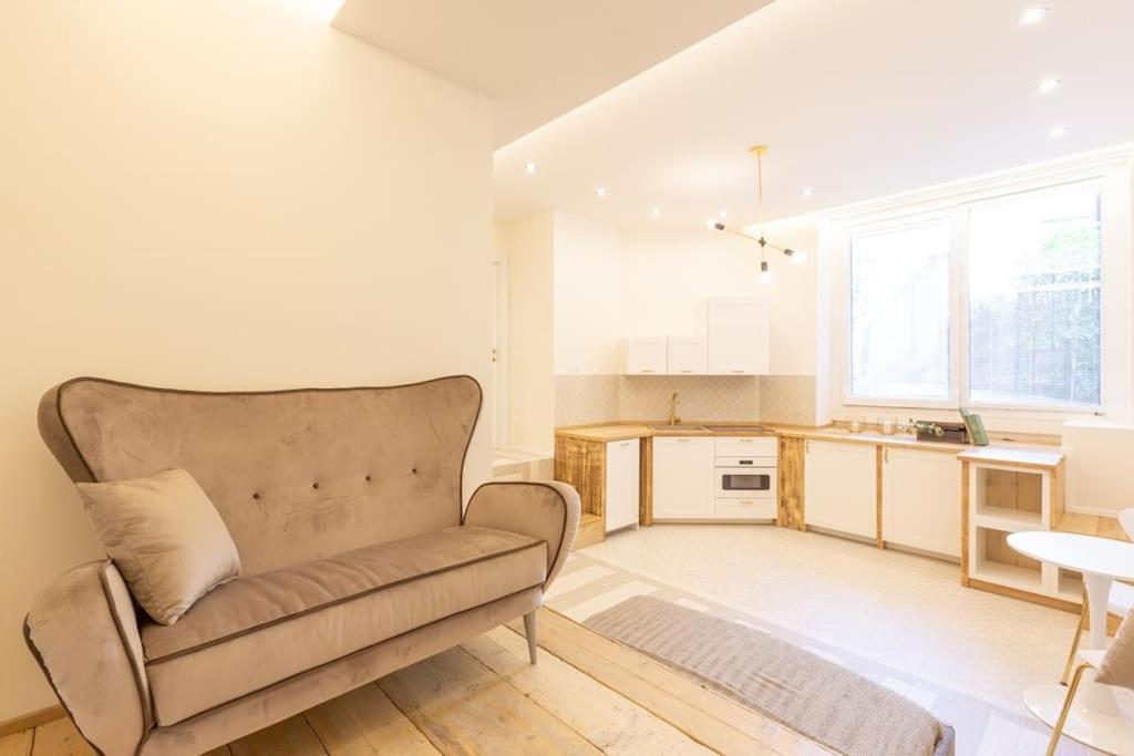Appartement 5Fo6 Navigli - Duomo - Boho - Minimal à Milan Extérieur photo