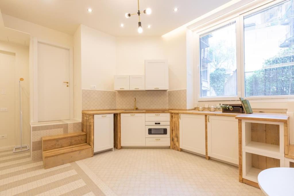 Appartement 5Fo6 Navigli - Duomo - Boho - Minimal à Milan Extérieur photo