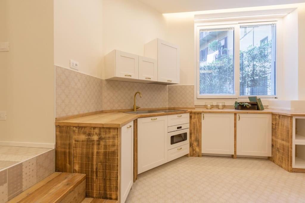 Appartement 5Fo6 Navigli - Duomo - Boho - Minimal à Milan Extérieur photo